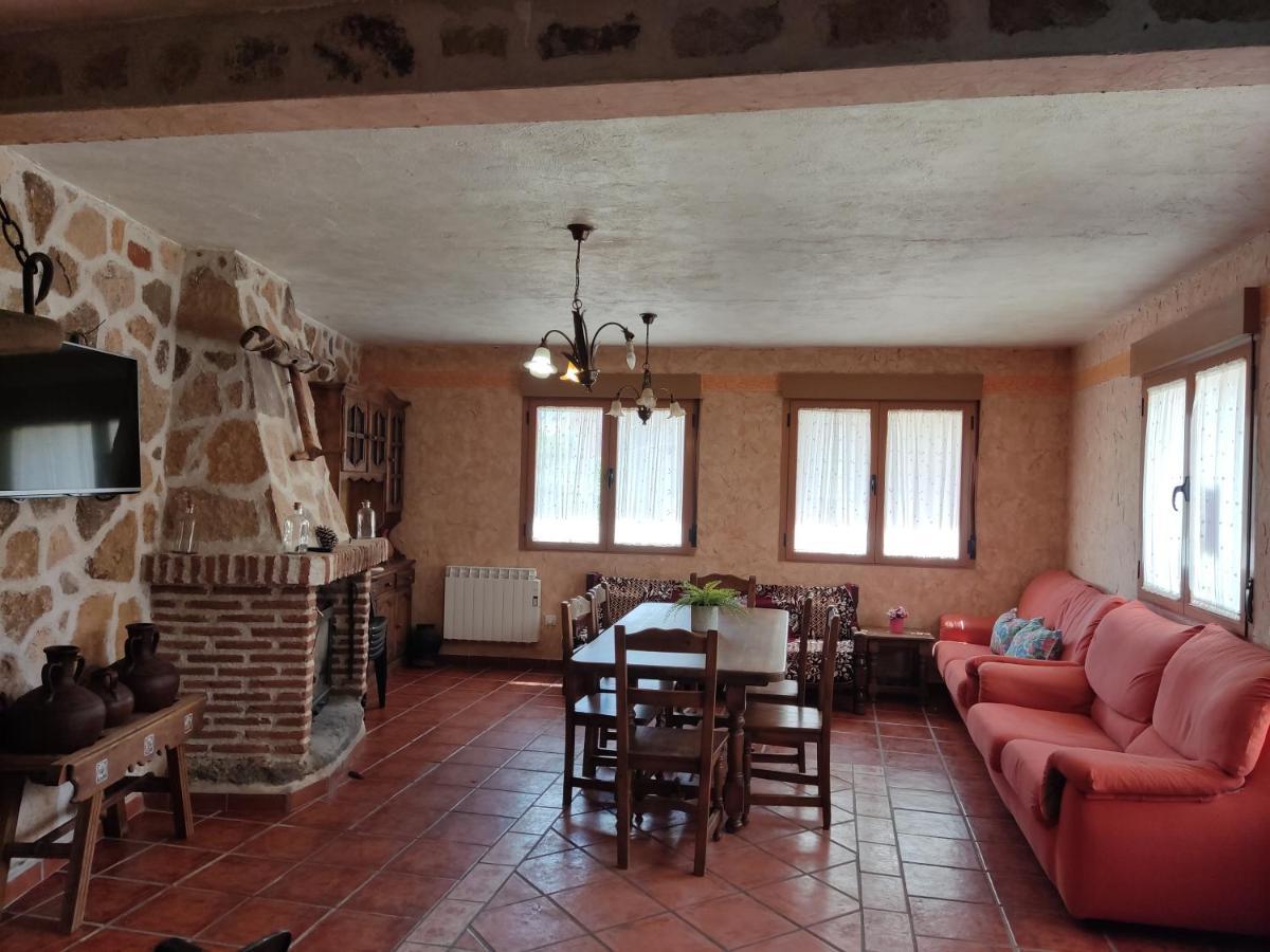 Casa Rural El Pajar Navaluenga Dış mekan fotoğraf